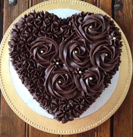 Graceful Chocolate heart cake