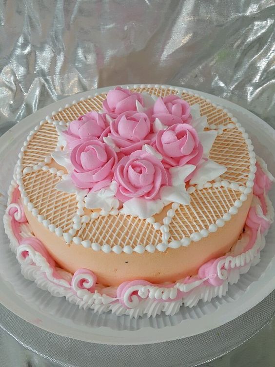 Nice looking flower cake