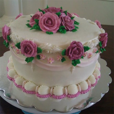 Creamy Rose Cake