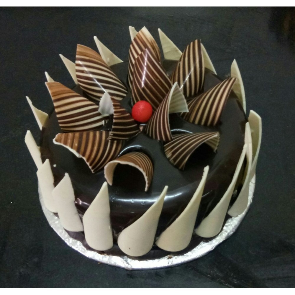 Creative Chocolate strips cake