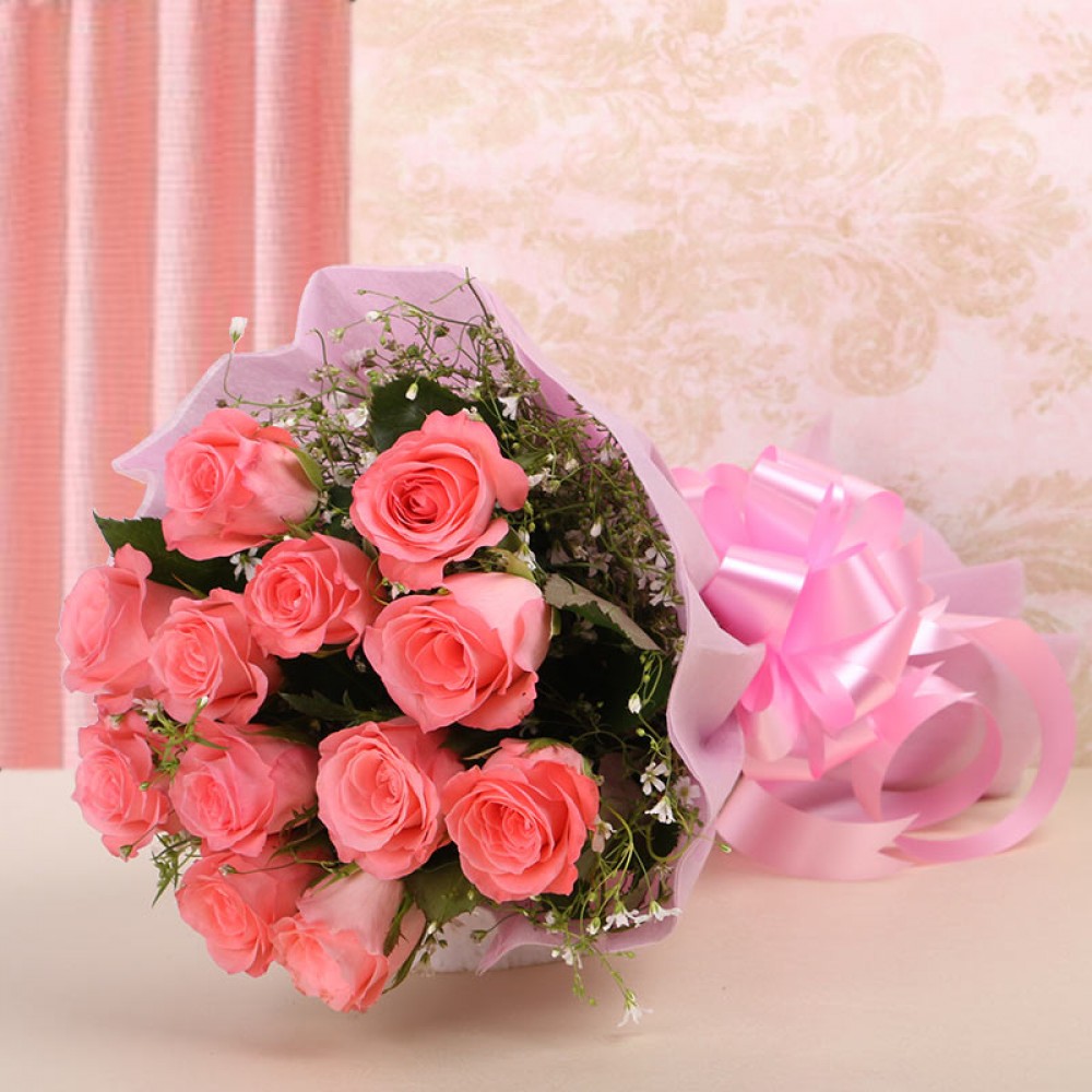Pleasing rossy bouquet